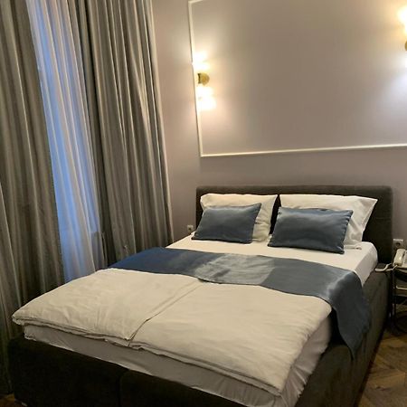 Hotel Balkan Centar Bijeljina Esterno foto