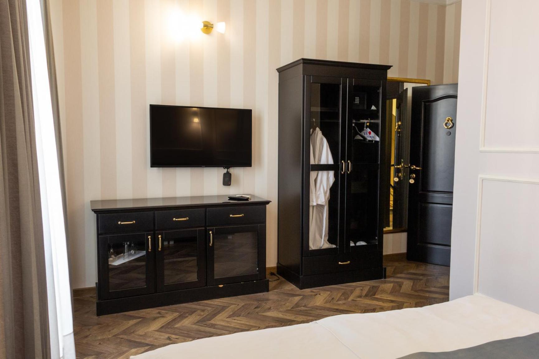 Hotel Balkan Centar Bijeljina Esterno foto